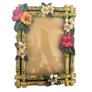Dominican Republic Bamboo Souvenir Picture Frame Tropical Flowers‎ 5.5”x7”